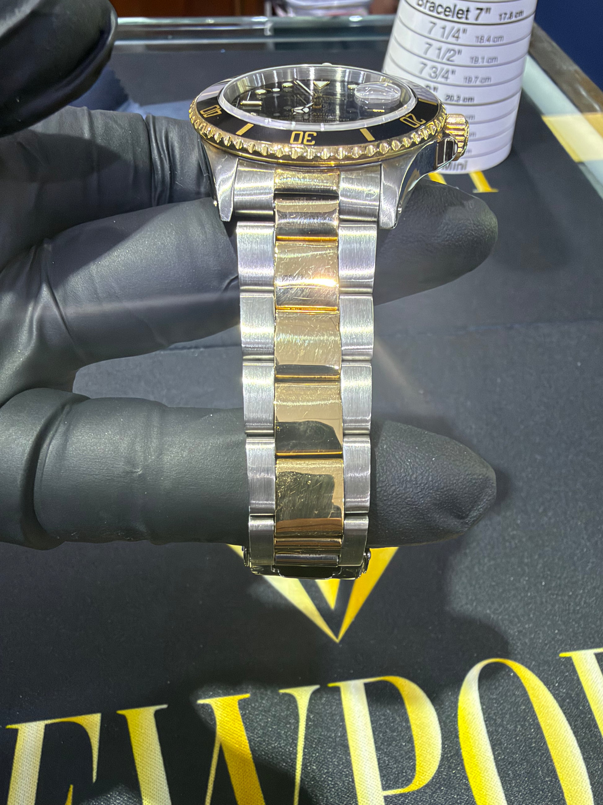 Rolex Submariner Black Dial on Oyster 16613