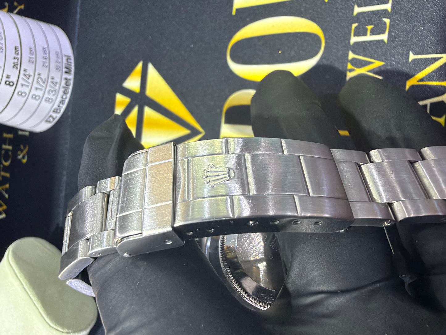 Rolex Submariner Kermit Black Dial on Oyster 16610LV Complete 2007