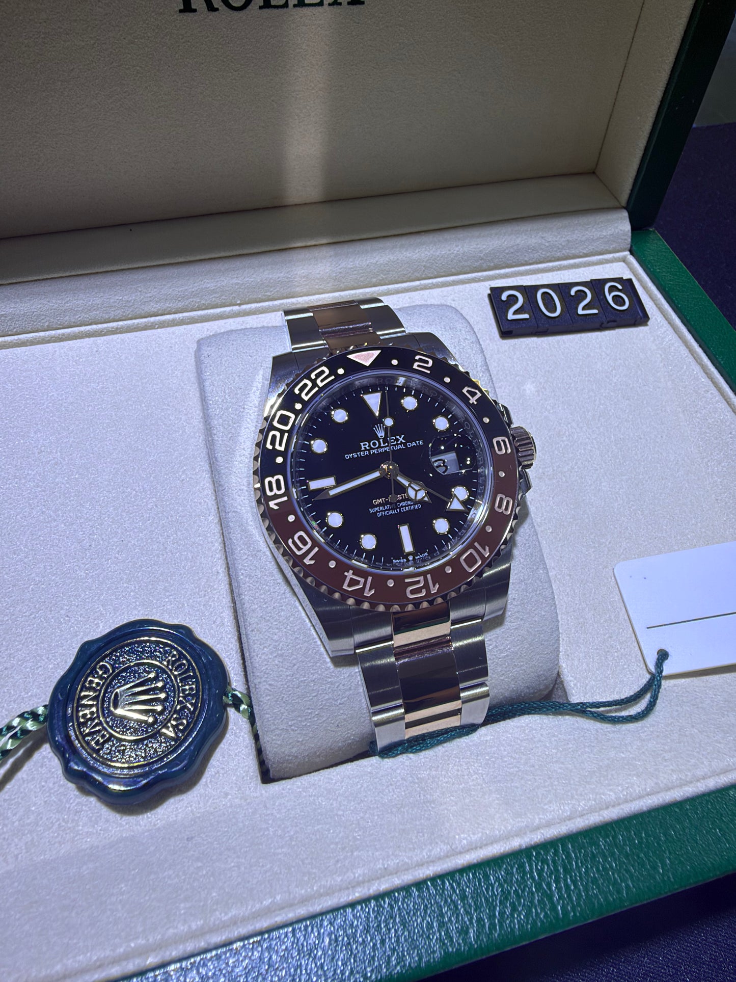 Rolex GMT-Master II Root Beer Black Dial on Oyster 126711CHNR Complete 2026
