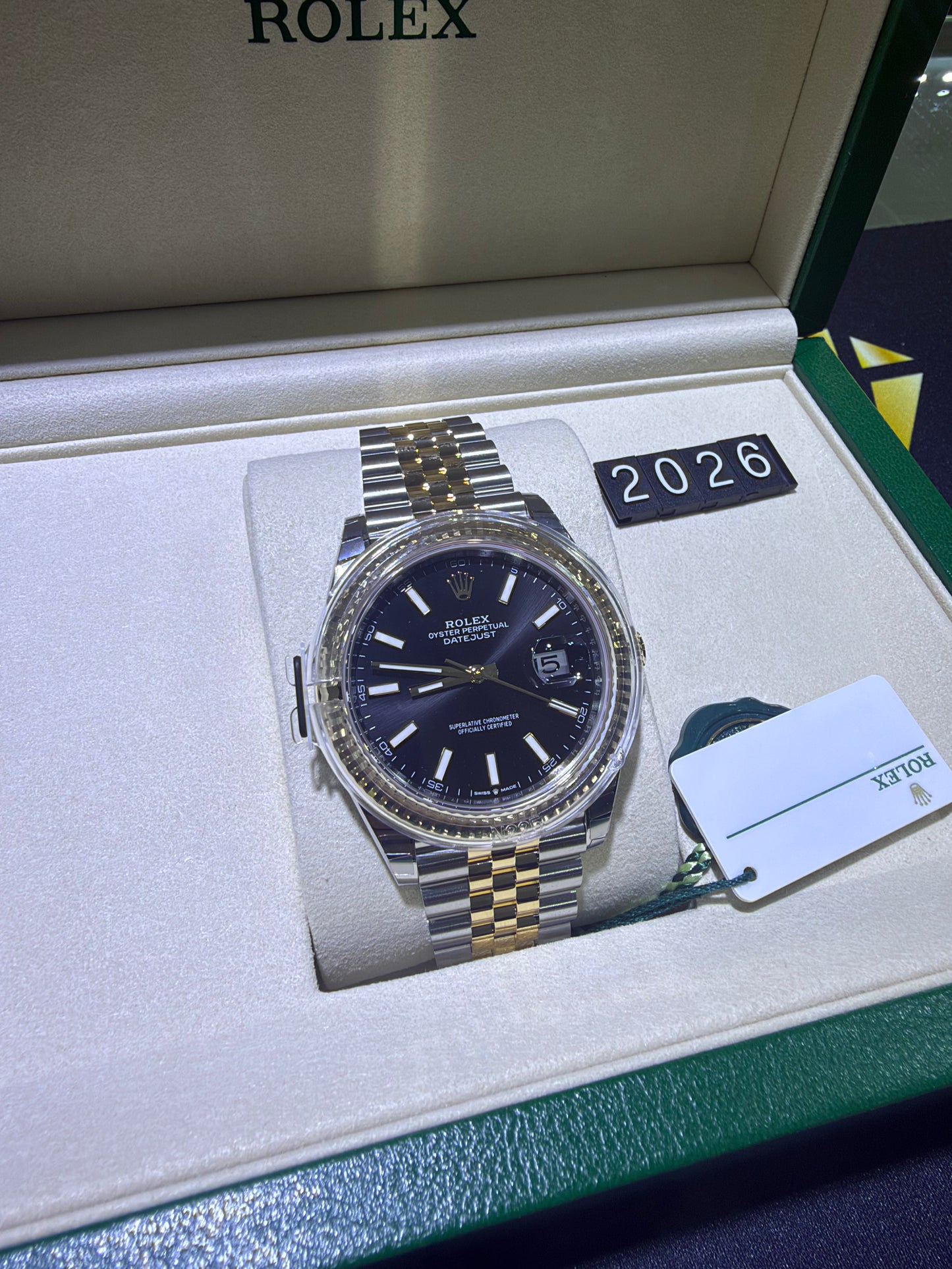 Rolex Datejust 41 Black Index Dial on Jubilee 126333 Complete 2026