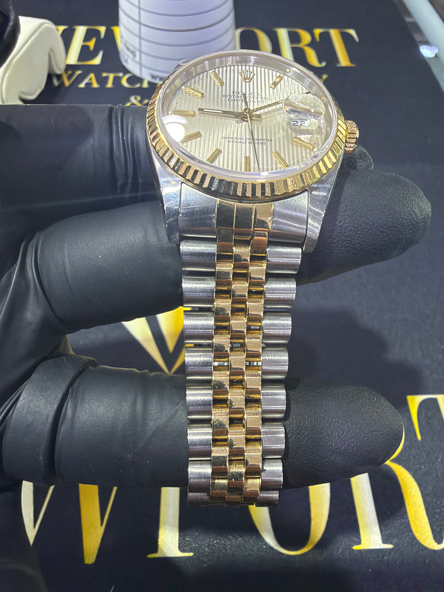 Rolex Datejust 36 Silver Linen Stick Dial on Jubilee 16233